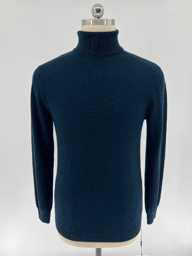 Men's 100% Wool Turtleneck Sweater